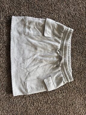 Universal Thread Light Gray Knit Cargo Skort